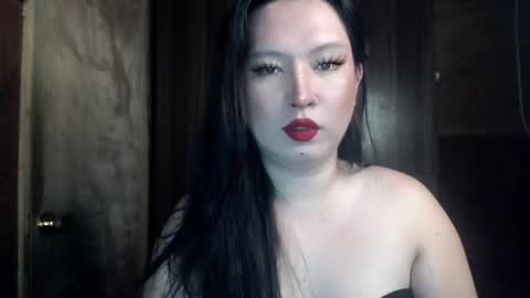 Snapshot of candiiice18 chatting on 12, 11, 2025 candiiice18 online show from 12, 11, 2025