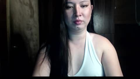 Snapshot of candiiice18 chatting on 19, 11, 2025 candiiice18 online show from 19, 11, 2025