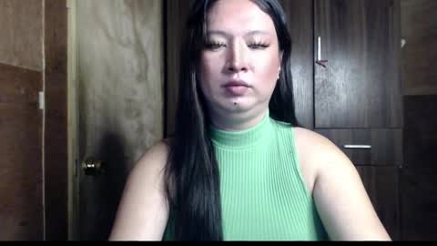 Snapshot of candiiice18 chatting on 22, 12, 2025 candiiice18 online show from 22, 12, 2025