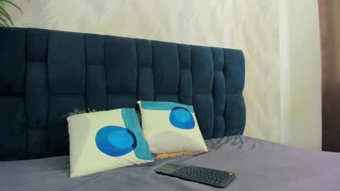 Snapshot of candise_oconnor chatting on 12, 10, 2025 candise online show from 12, 10, 2025
