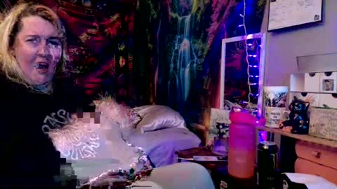 Snapshot of candismiths chatting on 23, 6, 2026 Candi online show from 23, 6, 2026