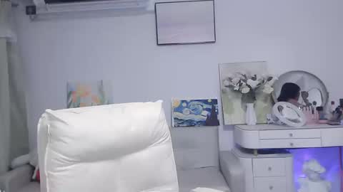 candy8998 online show from 19, 10, 2025