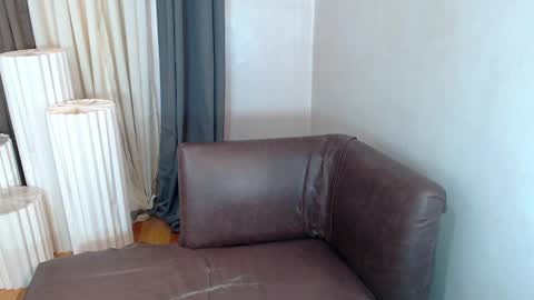 Candy online show from 12, 4, 2026