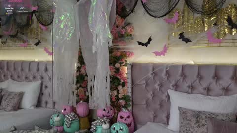 Snapshot of candy_beck chatting on 2, 11, 2025 Candy Beck online show from 2, 11, 2025