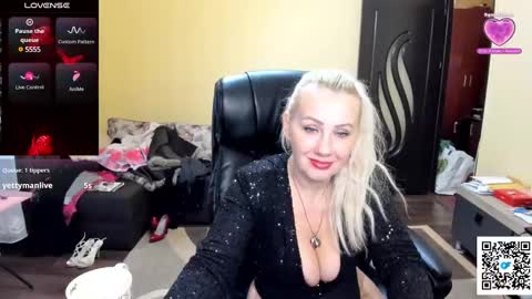 candy_hellenx online show from 6, 12, 2024