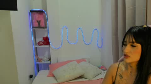 candy_kitty7343 online show from 31, 5, 2026
