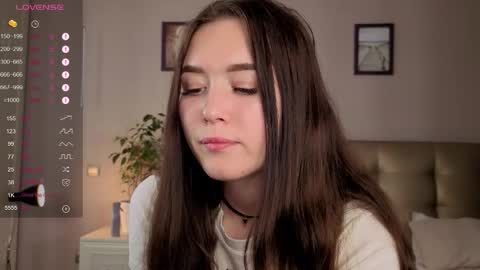 Leya online show from 7, 10, 2025