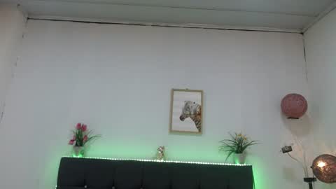 Snapshot of candy_lux_ chatting on 19, 7, 2026 Candy online show from 19, 7, 2026