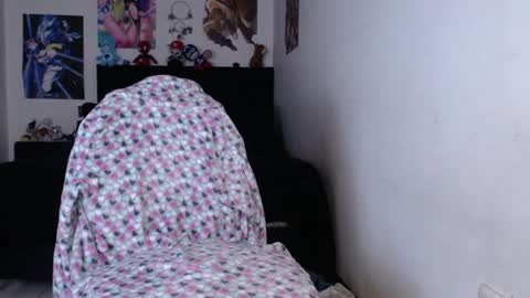 Snapshot of candy_scarce16 chatting on 10, 1, 2025 Sharon online show from 10, 1, 2025