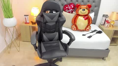 Snapshot of candy_summer28_ chatting on 18, 2, 2025 CANDY online show from 18, 2, 2025