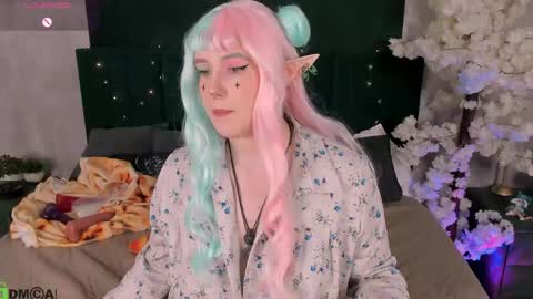 Snapshot of candy_yeah chatting on 22, 5, 2026 Mary online show from 22, 5, 2026