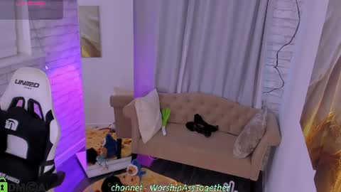 Snapshot of candy_yeah chatting on 11, 6, 2026 Mary online show from 11, 6, 2026