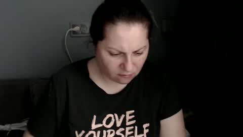 Laura online show from 14, 10, 2025