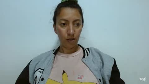 Snapshot of candymilfff chatting on 15, 6, 2026 candymilfff online show from 15, 6, 2026