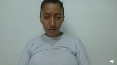 Snapshot of candymilfff chatting on 5, 7, 2026 candymilfff online show from 5, 7, 2026