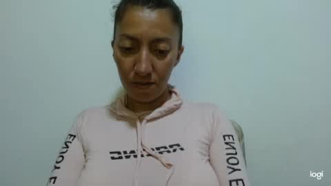 Snapshot of candymilfff chatting on 25, 7, 2026 candymilfff online show from 25, 7, 2026