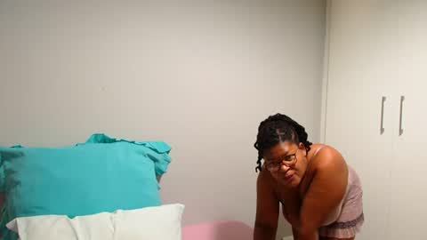 candyyumsaerolaxx online show from 7, 7, 2026
