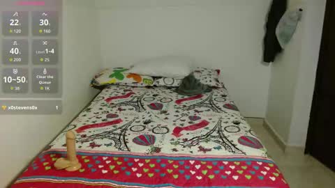 Snapshot of caneladeluxe chatting on 31, 10, 2025 Violeta online show from 31, 10, 2025