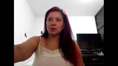 Snapshot of canelalovee chatting on 23, 9, 2025 CANELA online show from 23, 9, 2025