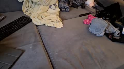 capoo24 online show from 10, 9, 2025