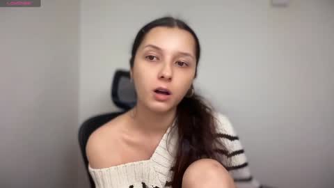 Snapshot of cappuccinokiss chatting on 13, 1, 2025 Emma online show from 13, 1, 2025