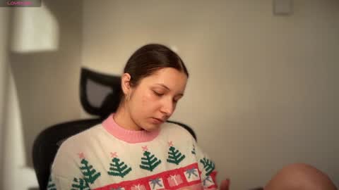 Snapshot of cappuccinokiss chatting on 14, 1, 2025 Emma online show from 14, 1, 2025