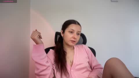 Snapshot of cappuccinokiss chatting on 3, 2, 2025 Emma online show from 3, 2, 2025