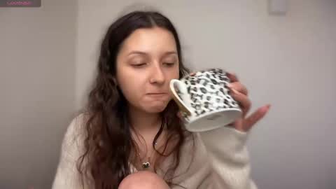 Snapshot of cappuccinokiss chatting on 10, 2, 2025 Emma online show from 10, 2, 2025