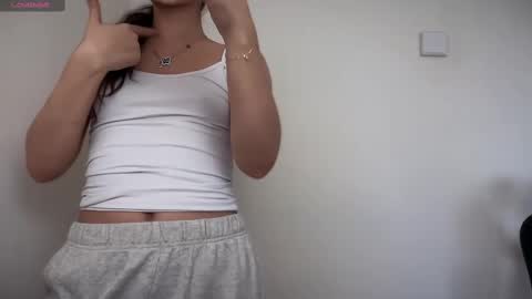 Snapshot of cappuccinokiss chatting on 11, 2, 2025 Emma online show from 11, 2, 2025