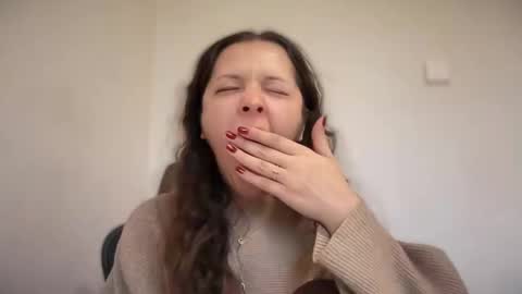 Snapshot of cappuccinokiss chatting on 1, 10, 2025 Emma online show from 1, 10, 2025