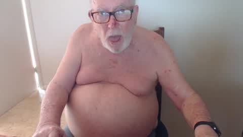 Snapshot of capt5105 chatting on 24, 2, 2025 capt5105 online show from 24, 2, 2025