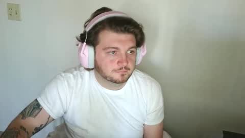 Snapshot of captianplanet1313 chatting on 16, 10, 2025 captianplanet1313 online show from 16, 10, 2025