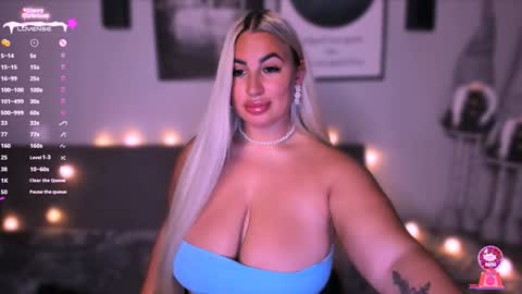 Snapshot of cara__harris chatting on 23, 12, 2024 . . online show from 23, 12, 2024