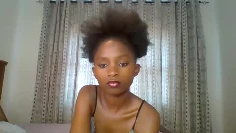 Snapshot of carababey chatting on 23, 2, 2025 carababey online show from 23, 2, 2025