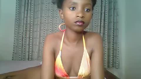 Snapshot of carababey chatting on 24, 2, 2025 carababey online show from 24, 2, 2025