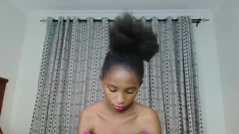 Snapshot of carababey chatting on 4, 3, 2025 carababey online show from 4, 3, 2025