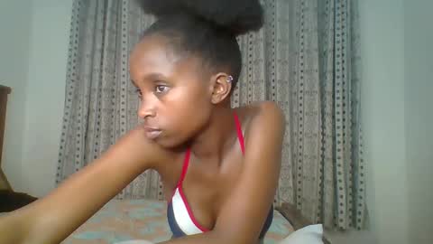 Snapshot of carababey chatting on 8, 3, 2025 carababey online show from 8, 3, 2025