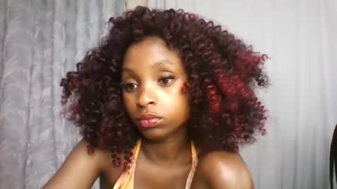 Snapshot of carababey chatting on 16, 4, 2026 carababey online show from 16, 4, 2026