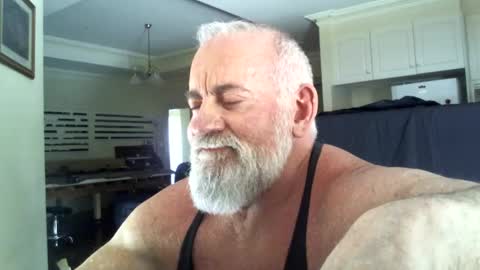 Snapshot of carey888 chatting on 8, 11, 2025 C A Rey online show from 8, 11, 2025