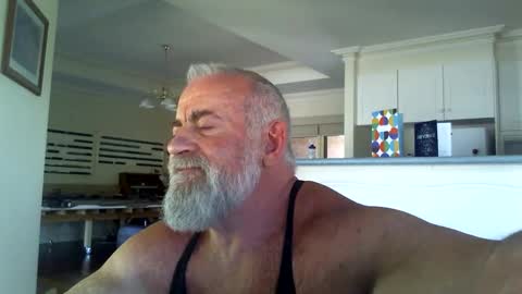 Snapshot of carey888 chatting on 12, 11, 2025 C A Rey online show from 12, 11, 2025