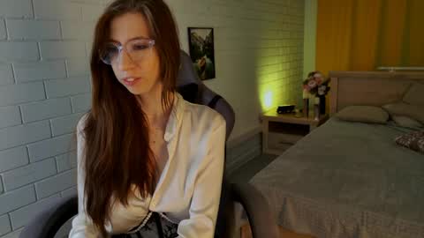 careyjonas online show from 13, 4, 2026