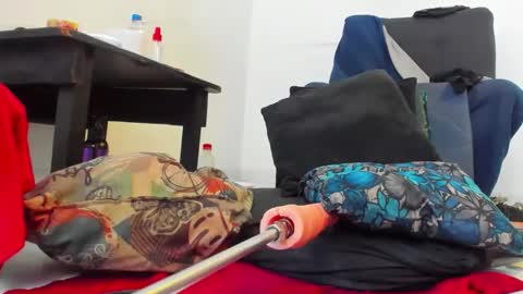 Snapshot of carla_prestige chatting on 2, 12, 2025 carla_prestige online show from 2, 12, 2025