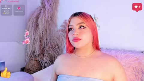 Snapshot of carla_wet18 chatting on 10, 1, 2025 Carla Wet18 online show from 10, 1, 2025