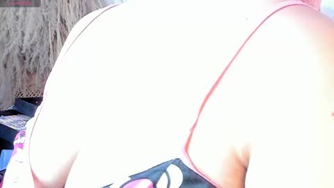 Snapshot of carla_wet18 chatting on 3, 3, 2025 Carla Wet18 online show from 3, 3, 2025