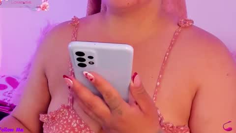 Snapshot of carla_wet18 chatting on 11, 9, 2025 Carla Wet18 online show from 11, 9, 2025