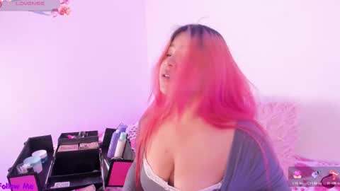 Snapshot of carla_wet18 chatting on 3, 10, 2025 Carla Wet18 online show from 3, 10, 2025