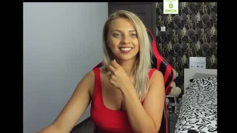 Snapshot of carlastacefun chatting on 19, 6, 2026 CarlaStaceFun online show from 19, 6, 2026