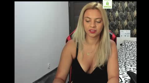 Snapshot of carlastacefun chatting on 24, 6, 2026 CarlaStaceFun online show from 24, 6, 2026