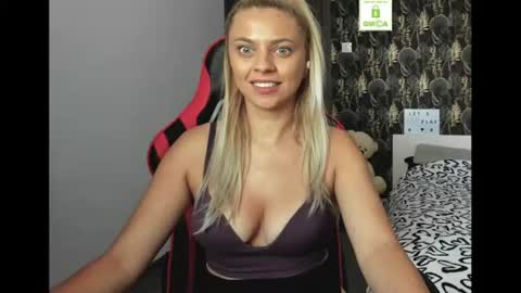 Snapshot of carlastacefun chatting on 29, 6, 2026 CarlaStaceFun online show from 29, 6, 2026