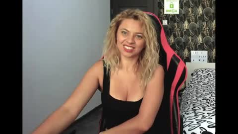 Snapshot of carlastacefun chatting on 9, 7, 2026 CarlaStaceFun online show from 9, 7, 2026